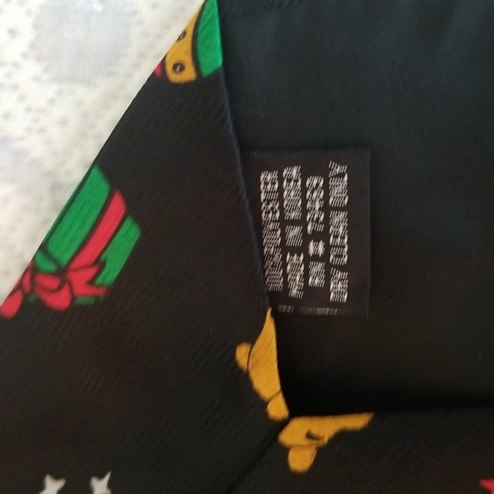 WINNIE THE POOH CHRISTMAS TIE - Picture 5 of 8